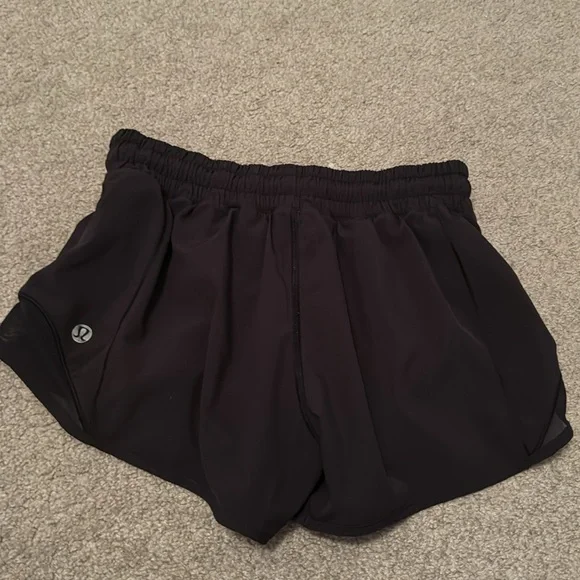 Lululemon shorts - Picture 5 of 6